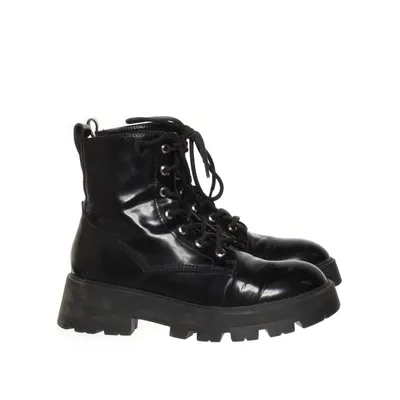 Kängor (STB-VIV LACE BOOT L) från Shoe the Bear