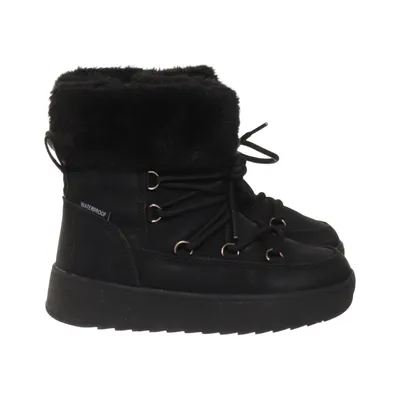 Laced boots (Black) from Lejon
