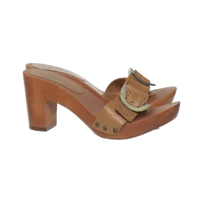 Sabots (Marron) de Lara Cuir