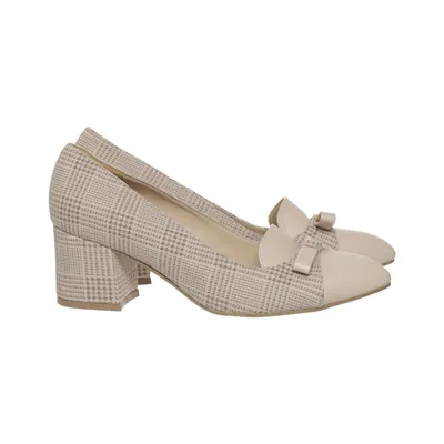 Pumps (Beige) from Princess