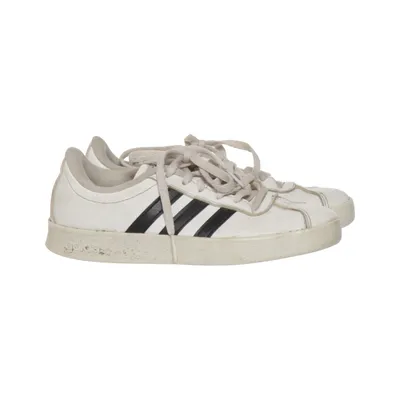 Sneakers (DB1831) från Adidas