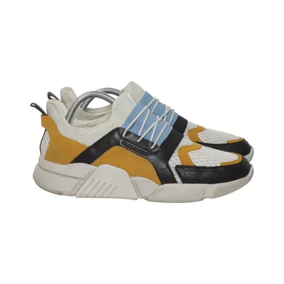 Baskets (Noir, Jaune, Multicolore) de Mark Nason Cuir