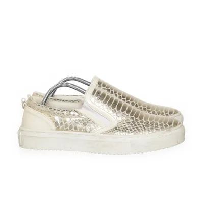 Slip-ons (Gold, White) from British Knights