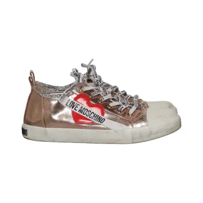 Sneakers (Vit, Röd, Roséguldfärgad) från Love Moschino
