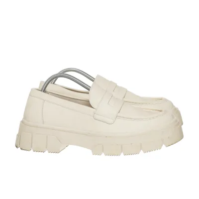 Promenadskor (Vit) från Bershka