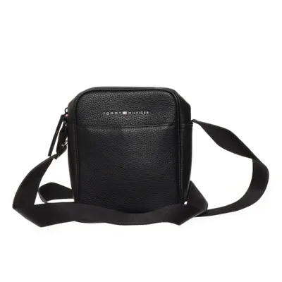 Axelremsväska (Svart) från Tommy Hilfiger
