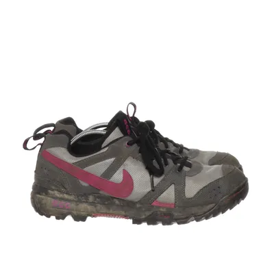 Vandringsskor (447121-001) från Nike Goretex