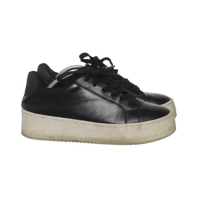 Sneakers (Zwart, Wit) van So All