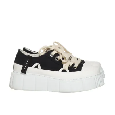 Sneakers (Black, White) from Inuikii