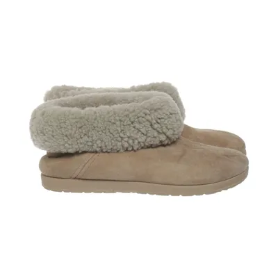 Slippers (Beige) from Shepherd