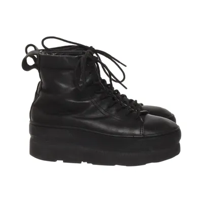 Bottes à lacets (Noir) de Gram Cuir
