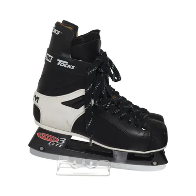 Ice skates (Tacks) from Tacks
