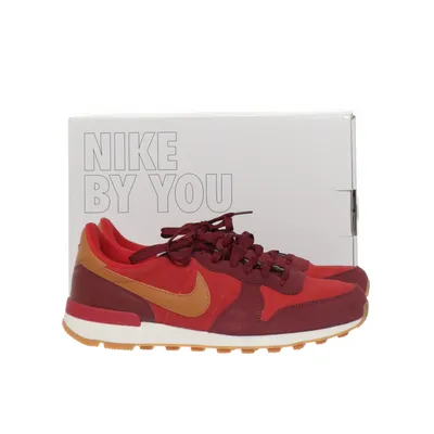 Baskets (Rouge) de Nike