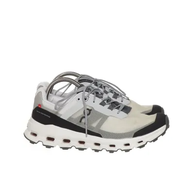 Träningsskor (Vit, Svart, Grå) från On Cloud