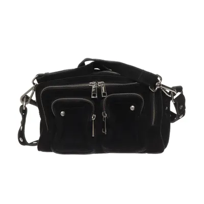 Axelremsväska (Svart) från Núnoo