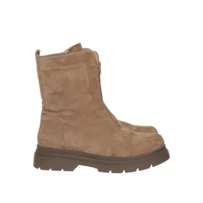 Boots (Brun) från About You