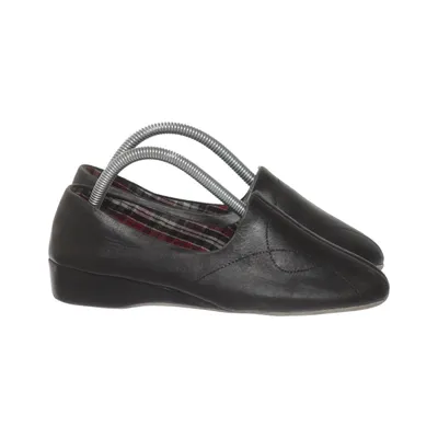 Walking shoes (Black) from Ilves Leather