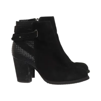 Bottes à talons (Noir) de Stylesnob