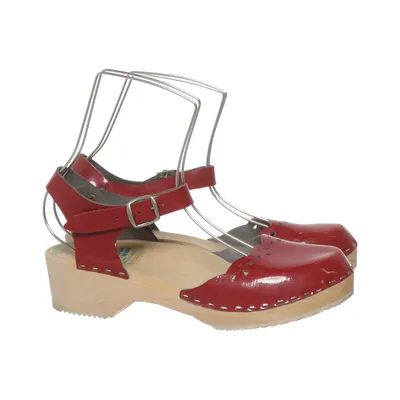 Clogs (Red) from Troentorp Leather
