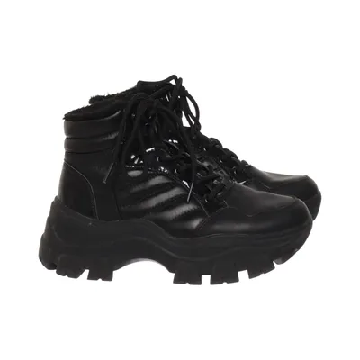Bottes à lacets (Noir) de Attitude