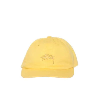 Keps (Gul) från Stüssy Bomull