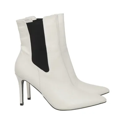 Bottes à talons (Blanc, Noir) de NLY Shoes