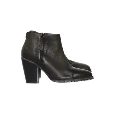 Bottes à talons (411-33130-4100) de Bugatti