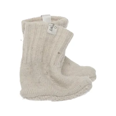 Baby booties (Beige) from Little Jalo Merino wool