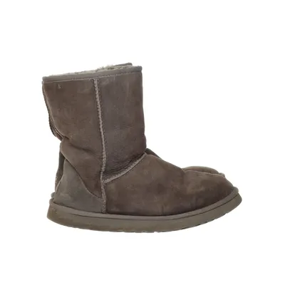 Ankle boots (Classic Short II) from UGG Australia Suede