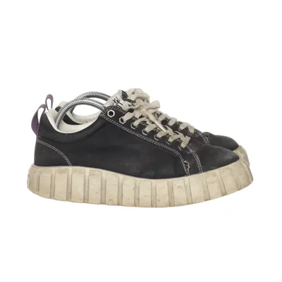 Canvas schoenen (Zwart) van Eytys