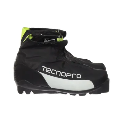 Cross-country ski boots (Black, White) from Tecnopro