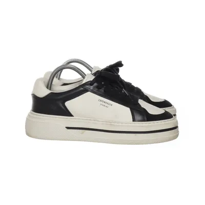 Sneakers (Svart, Vit) från Copenhagen Skinn