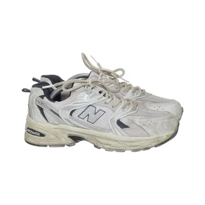 Running shoes (530) from New Balance