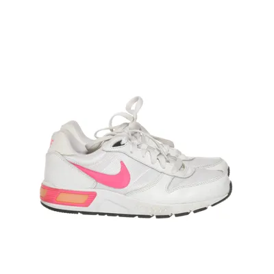 Sneakers (Air Pegasus 89) från Nike