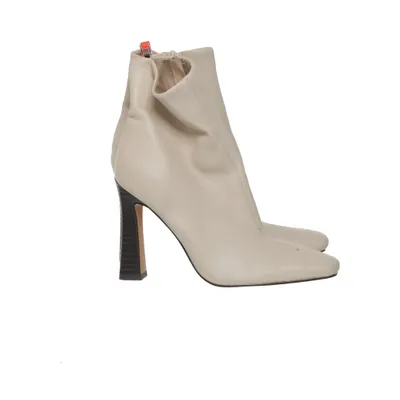 Stövletter (Beige) från NA-KD