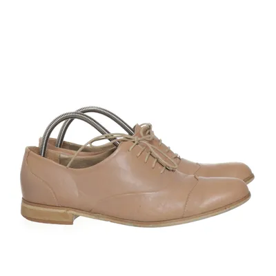 Derbyskor (Beige) från Cadoro