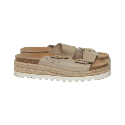 Slip-ins (Beige) van Sweeks