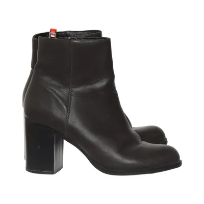 Heeled boots (Brown) from Alley