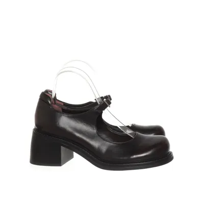 Klackskor (Svart) från Charles & Keith