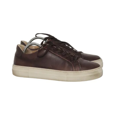 Sneakers (Brown) from Sneaky Steve