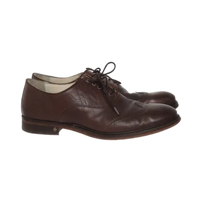 Brogues (Brown) from Sneaky Steve