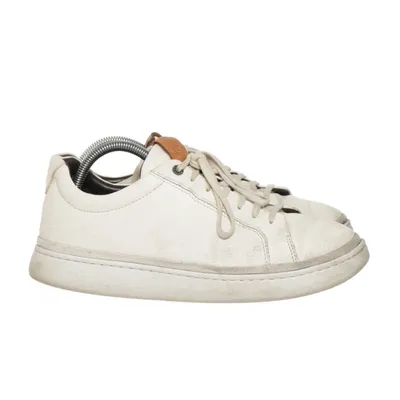 Sneakers (Cali ) från UGG Skinn