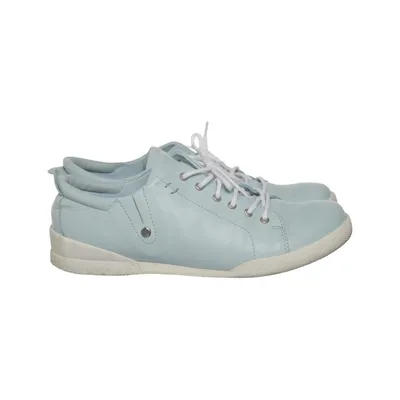 Baskets (Bleu) de Charlotte of Sweden