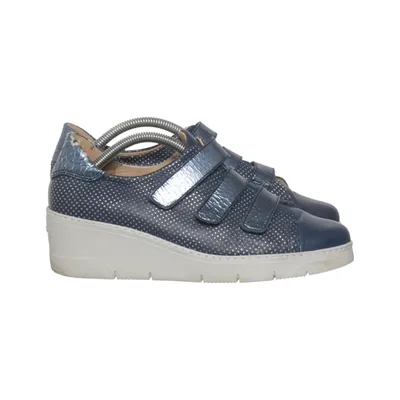 Wedges (Blue) from Hispanitas