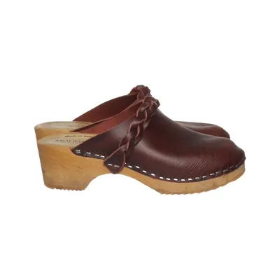 Clogs (Red) from Moheda Leather