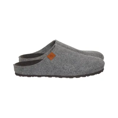 Slippers (Gray) from Fisher Wool