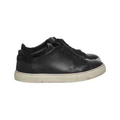 Sneakers (Clean 90) from Axel Arigato