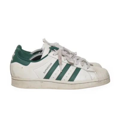 Sneakers (Superstar) fra Adidas