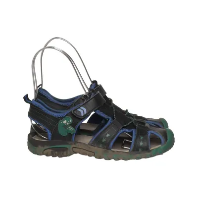 Sandals (Youngstyle) from Youngstyle