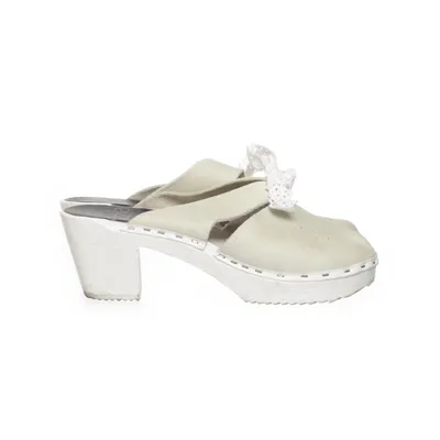 Träskor (Grön, Vit) från Tizzla